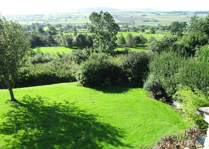 Oaklodge House ليبرن