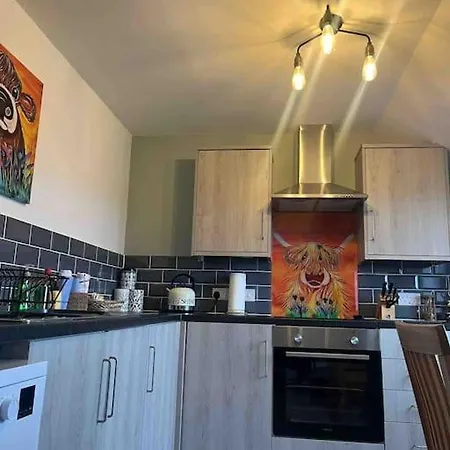 Oaklodge House بيت للعطل