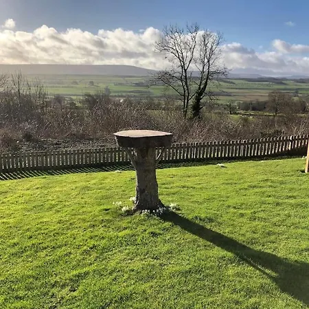 Oaklodge House