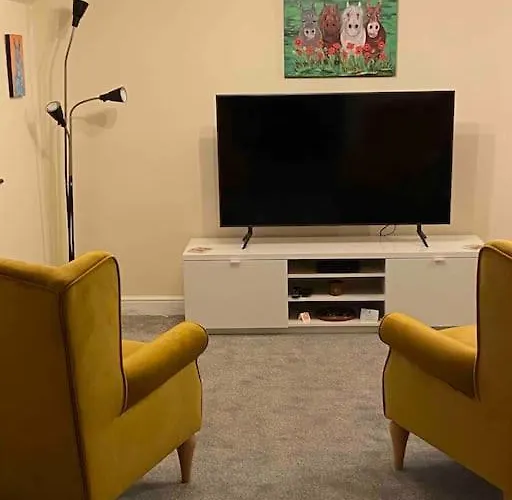 Oaklodge House Holiday home