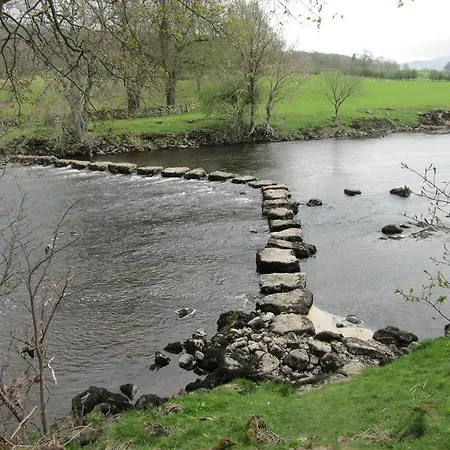 펜션 Oaklodge House 레이번